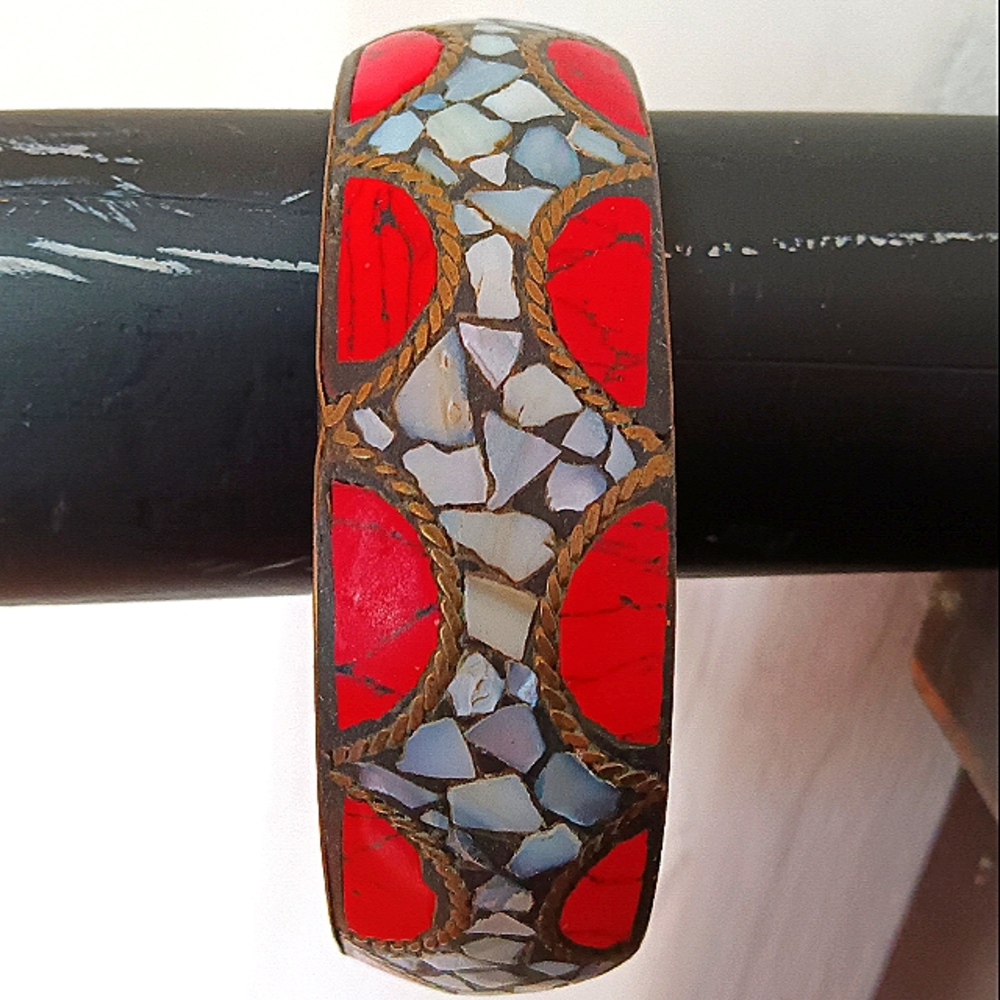 Copper / Mother of Pearl Red & Gold Vintage Bangle Bracelet